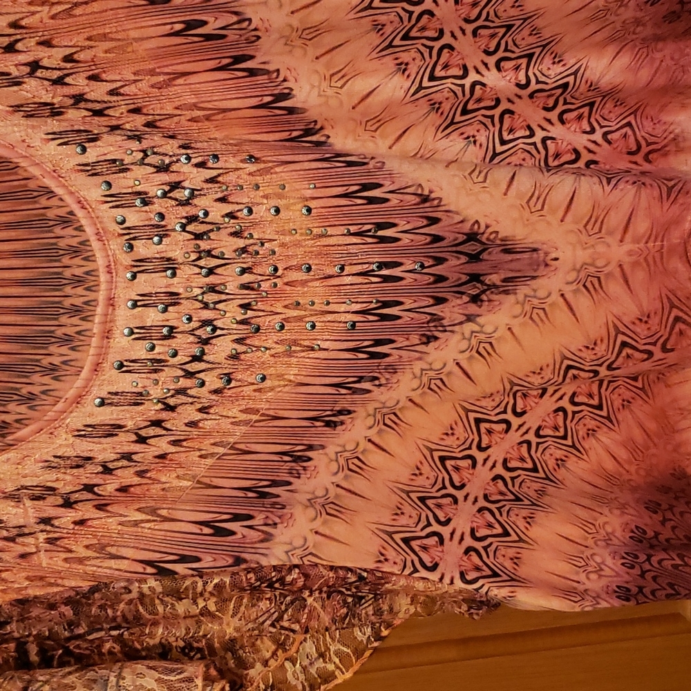 World Unity blouse - Picture 2 of 7